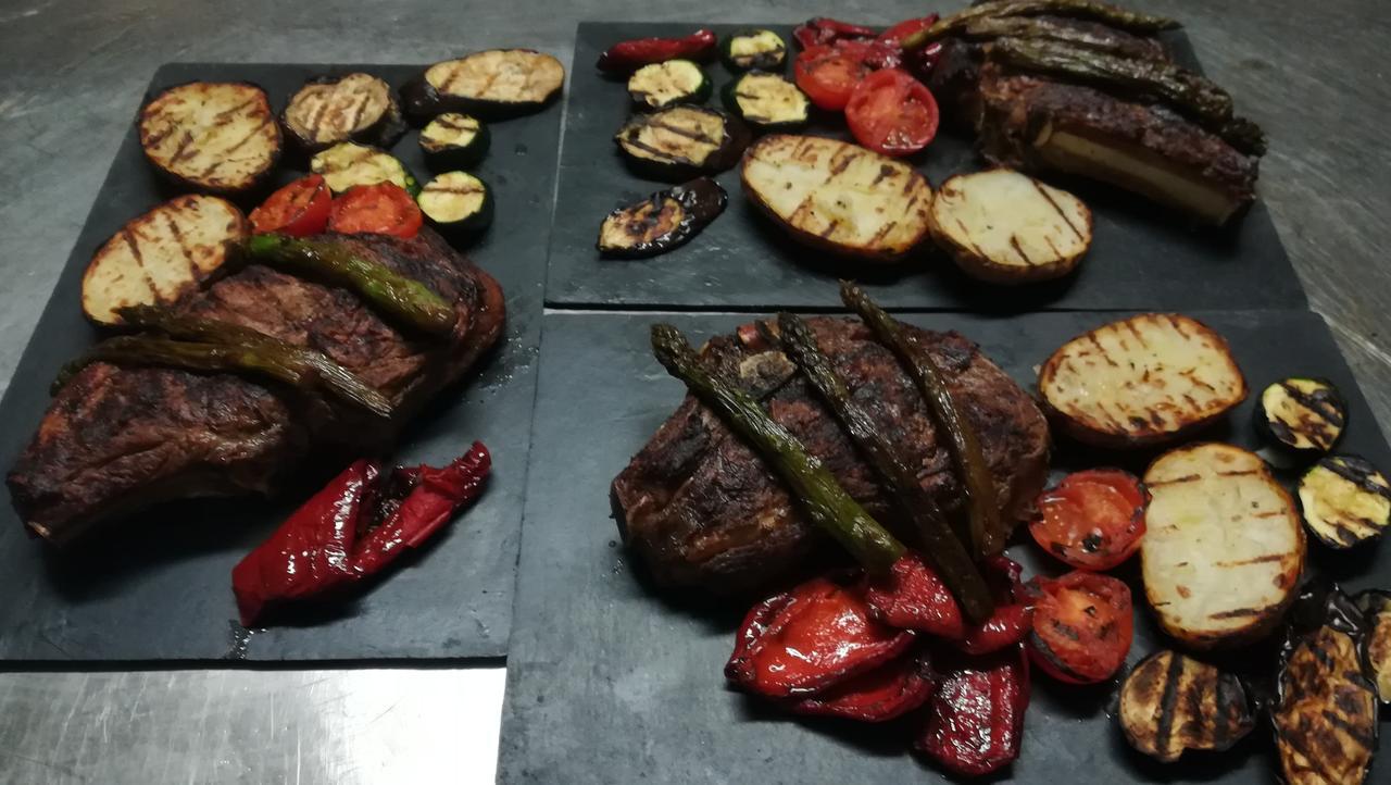 Hostal Restaurante La Diligencia Cunit Ngoại thất bức ảnh
