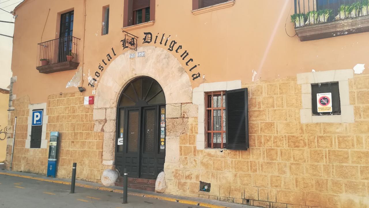 Hostal Restaurante La Diligencia Cunit Ngoại thất bức ảnh