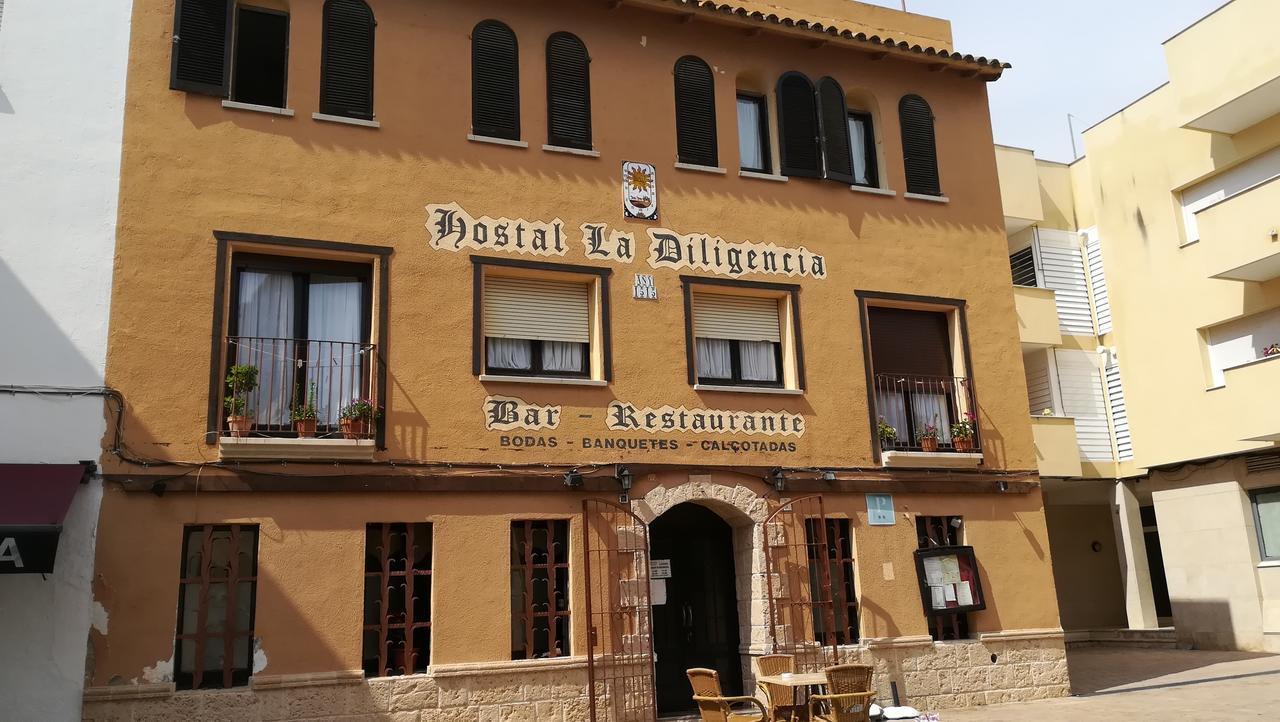 Hostal Restaurante La Diligencia Cunit Ngoại thất bức ảnh
